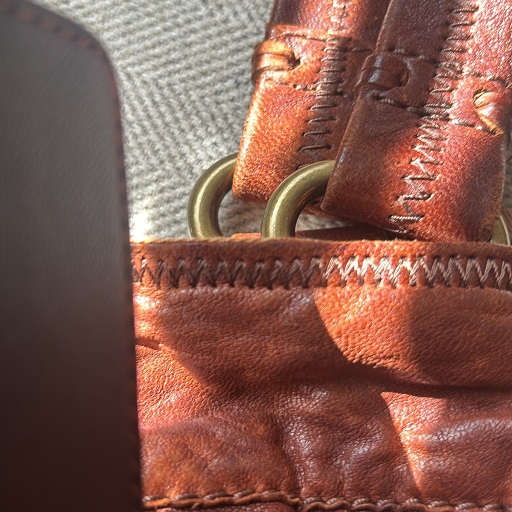 Lucky Brand Italian Brown Leather Tulip Drawstring Shoulder Bag Purse Tote - Picture 6 of 11
